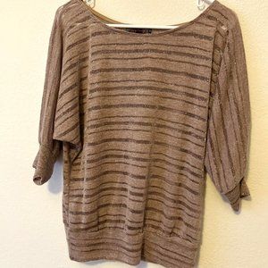 Knitted Champagne colored sweater, short sleeved